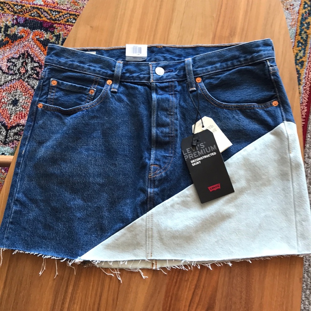 FINAL DAY! Levi’s NWT Deconstructed Mini Skirt - Picture 2 of 7